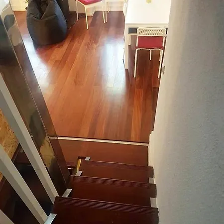 Hostal White House