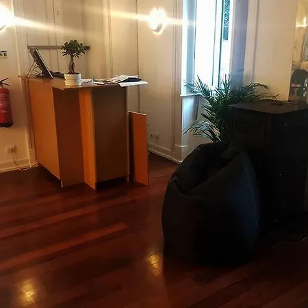White House Hostel Lisboa
