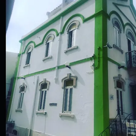 White House Hostel