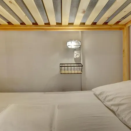 Auberge de jeunesse White House *